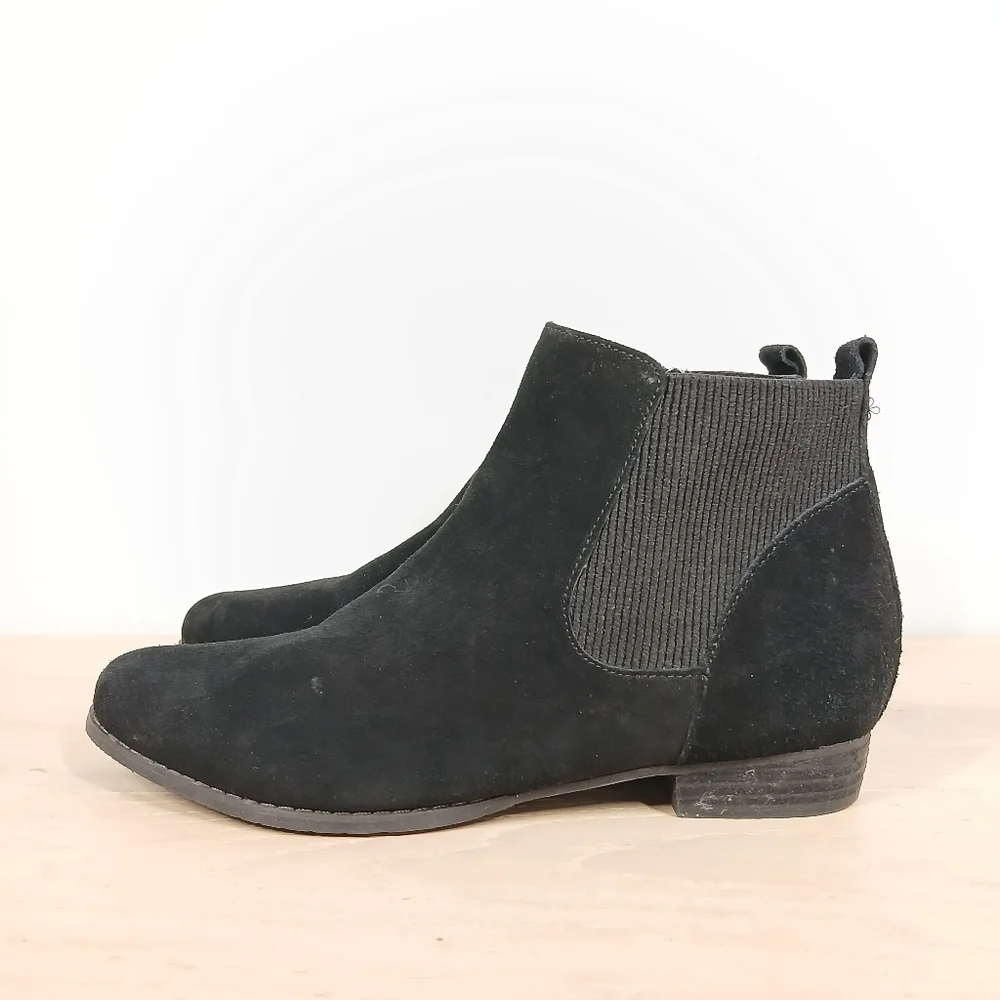 Blondo Black Leather Waterproof Chelsea Ankle Boots 654